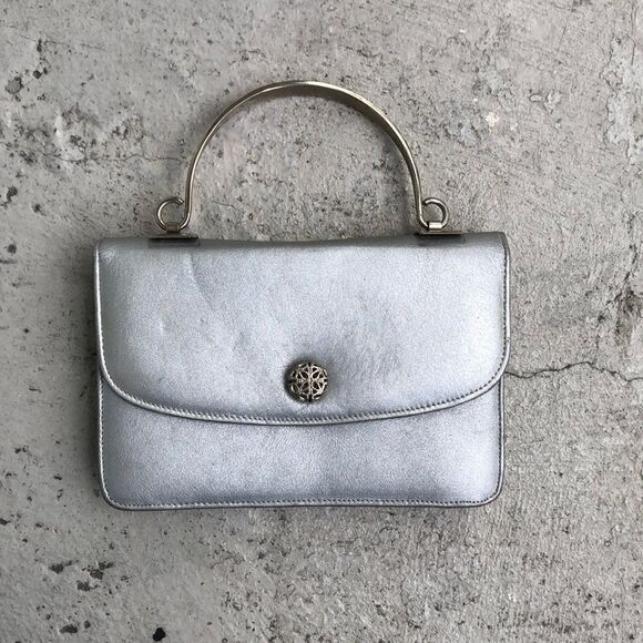 Vintage silver handbag   - Picture 1 of 9